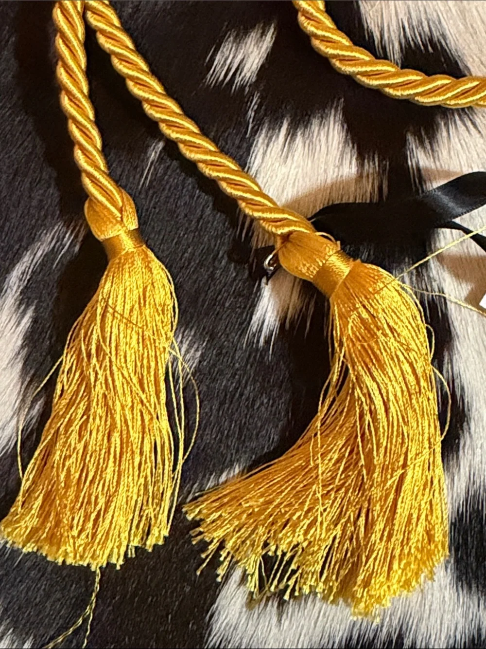 NWT VIVETTA Made In Italy Yellow Gold Twisted Tassel Necklace / Belt